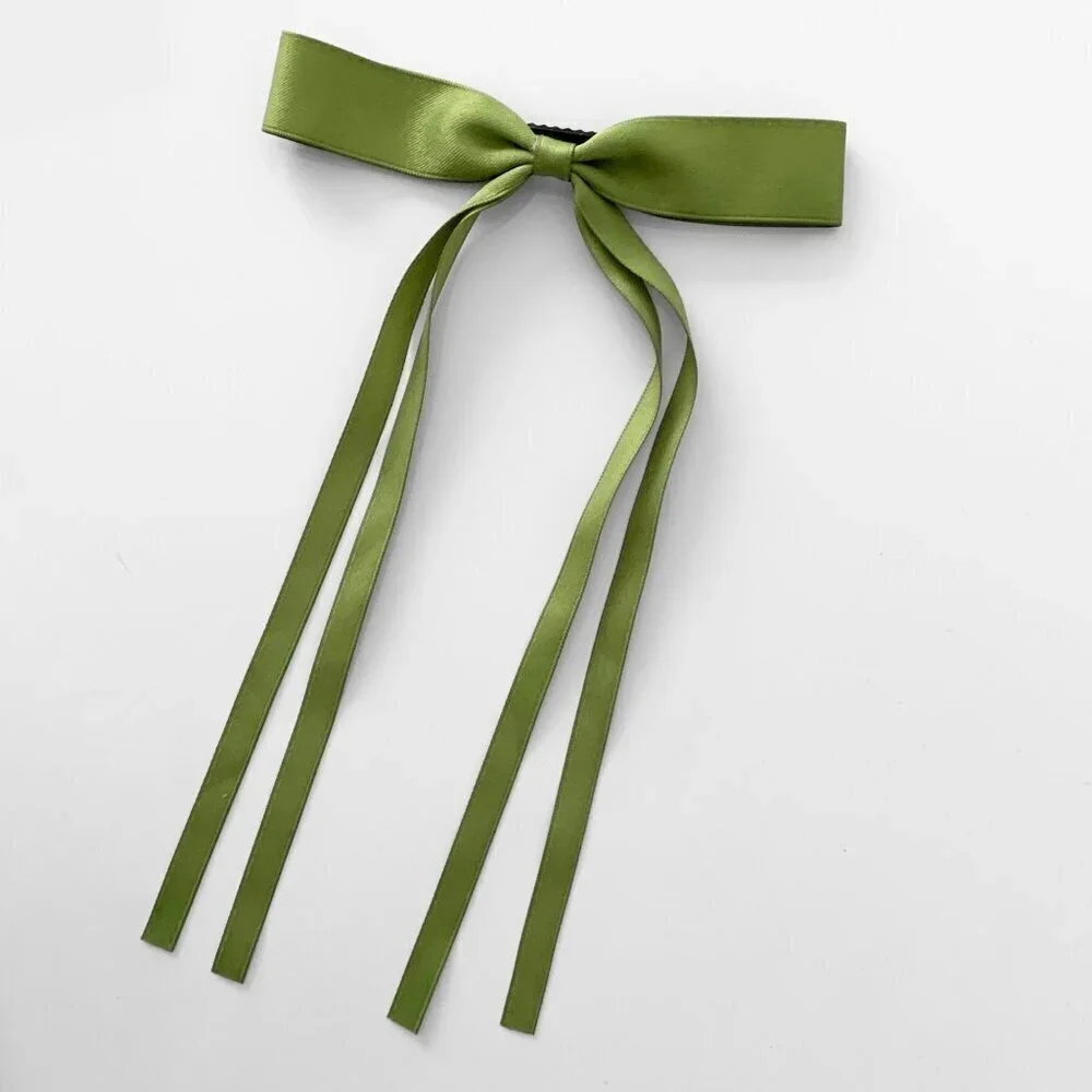 NWT Pretty Girls Long Hair Bows Satin Ribbon Clip on Kids Hair Accessory Green